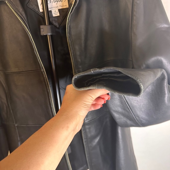 Vintage Lord & Taylor 100% Genuine Leather, Zip-Front Jacket, Size M - Picture 11 of 16